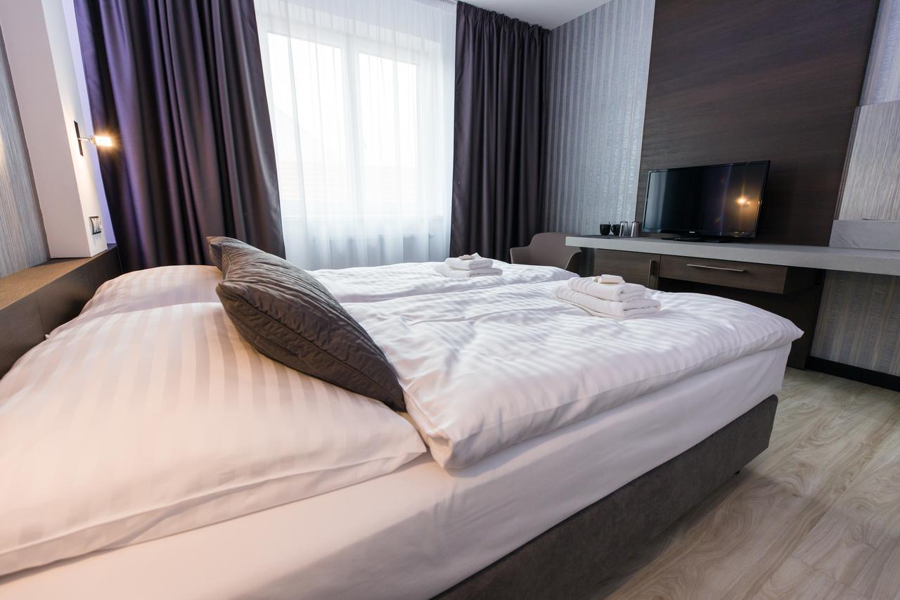 Hotel U Kostela Modrice Luaran gambar