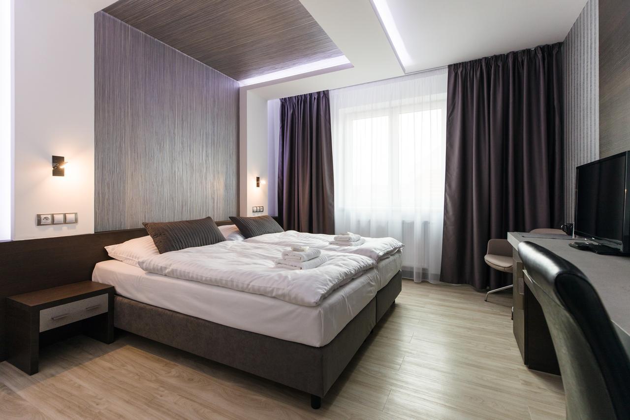 Hotel U Kostela Modrice Luaran gambar